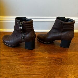 Sorel high heel leather all weather boots